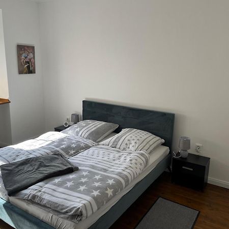 Hubertushaus Apartment Бурген Екстериор снимка
